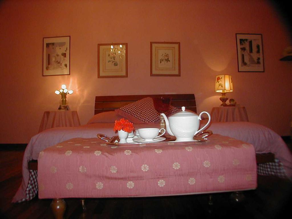 Torre Dei Frati Bed & Breakfast Fossano Room photo